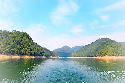 上犹陡水湖景区