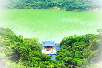 清远飞霞山景区