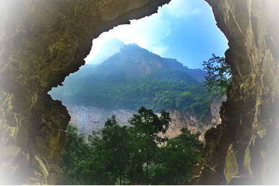 灵石石膏山景区