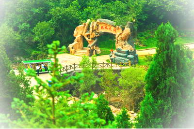 灵石石膏山景区
