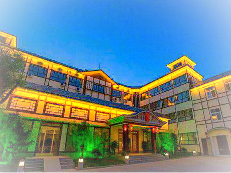 鲁山昭平湖森林温泉