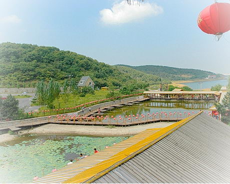 铁岭刘老根龙泉山庄