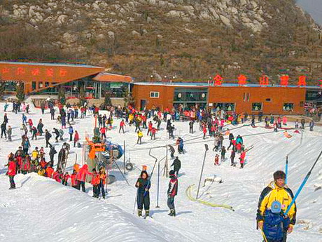 济南金象山滑雪场