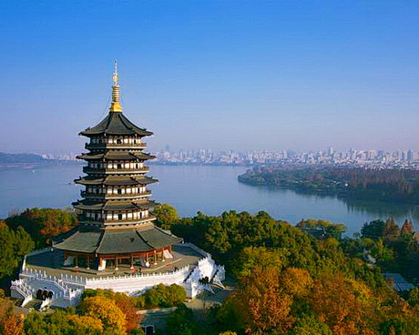 杭州西湖雷峰塔景区