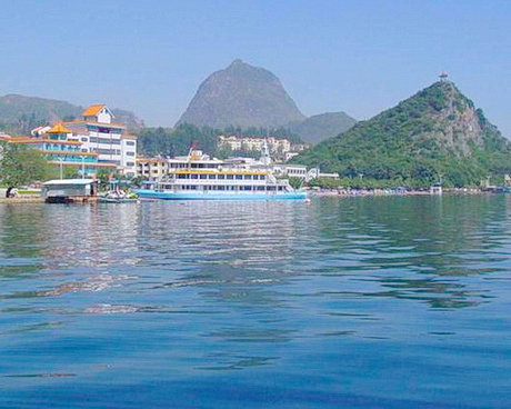 云南华侨城温泉水公园
