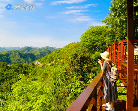 十堰张湾白马山景区