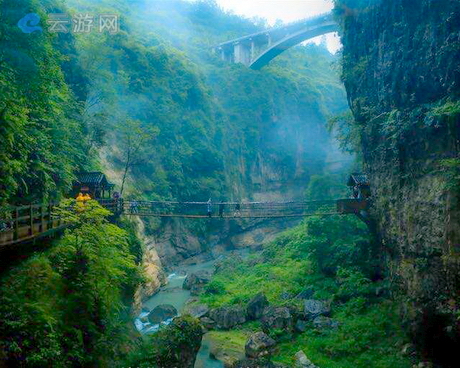 恩施大峡谷云龙地缝
