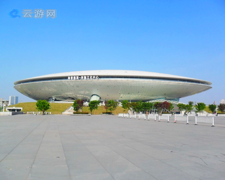 上海梅赛德斯·奔驰文化中心