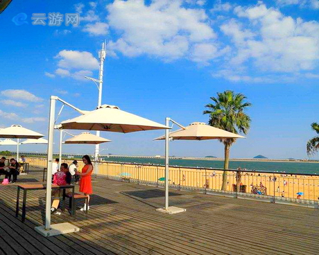 金山城市沙滩