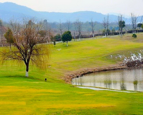 甘泉湖旅游度假区