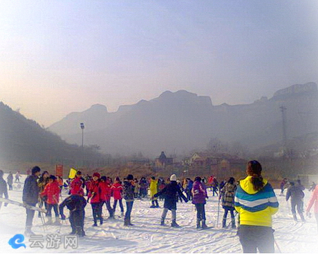 卧虎山滑雪场