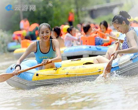 涟源飞水漂流景区