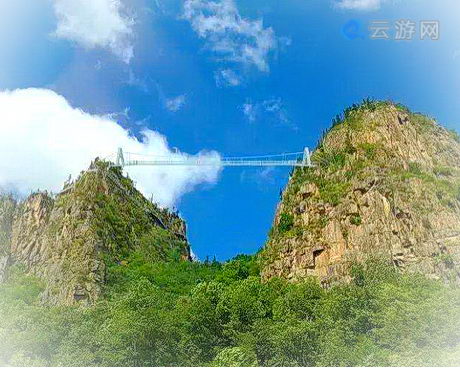 方正鸳鸯峰景区