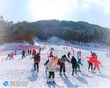 大别山滑雪乐园