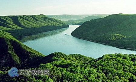 鹤岗龙江三峡