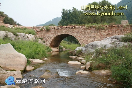 山西吕梁文水县苍儿会村