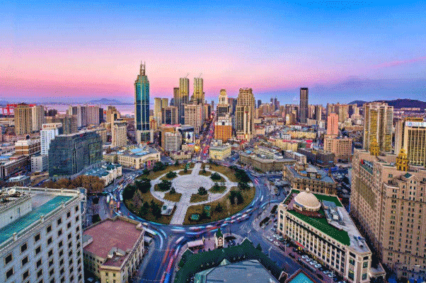 2020台风巴威致大连关闭景区取消航班及停运港口列车