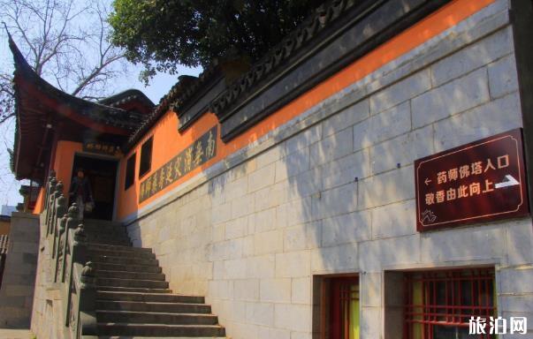 鸡鸣寺历史介绍 鸡鸣寺游玩攻略 鸡鸣寺历史介绍 鸡鸣寺游玩攻略