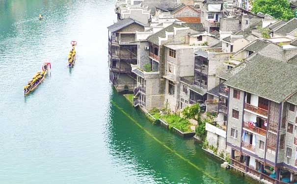 冬季贵州旅游：镇远古镇